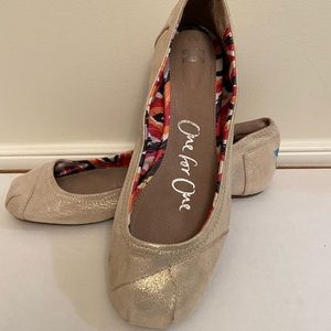 Toms One for One Gold Metallic Ballet Flats